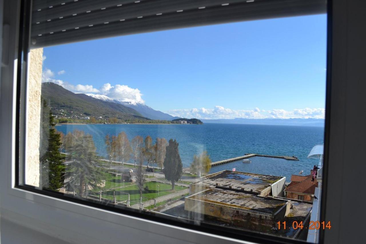 Ristevski Apartments Ohrid Chambre photo