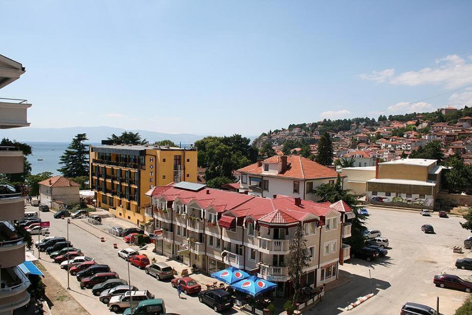 Ristevski Apartments Ohrid Extérieur photo