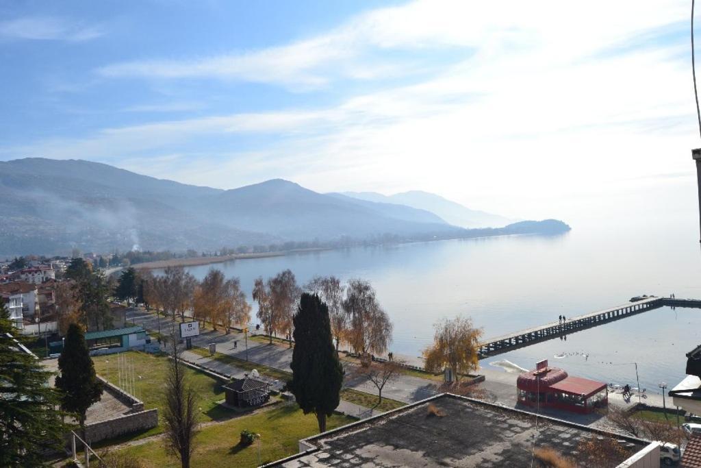 Ristevski Apartments Ohrid Extérieur photo